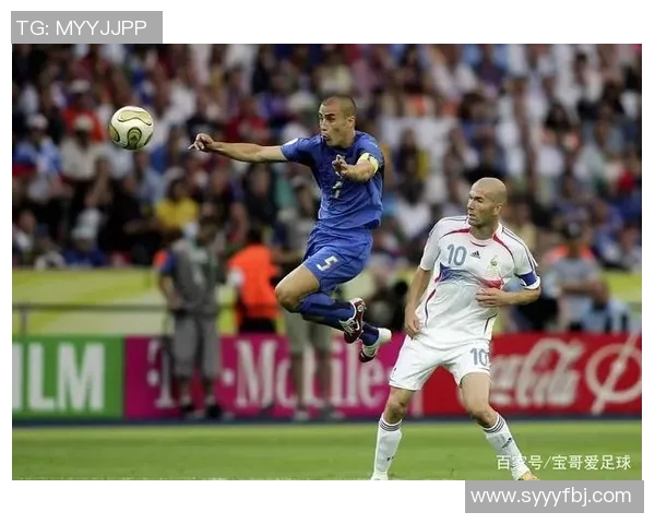 矮个子足球明星现役表现出色引发热议的背后故事与成就分析