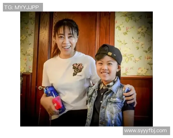 篮球明星家庭的舞蹈时光展现亲情与热情的完美结合 篮球明星家庭的舞蹈时光展现亲情与热情的完美结合